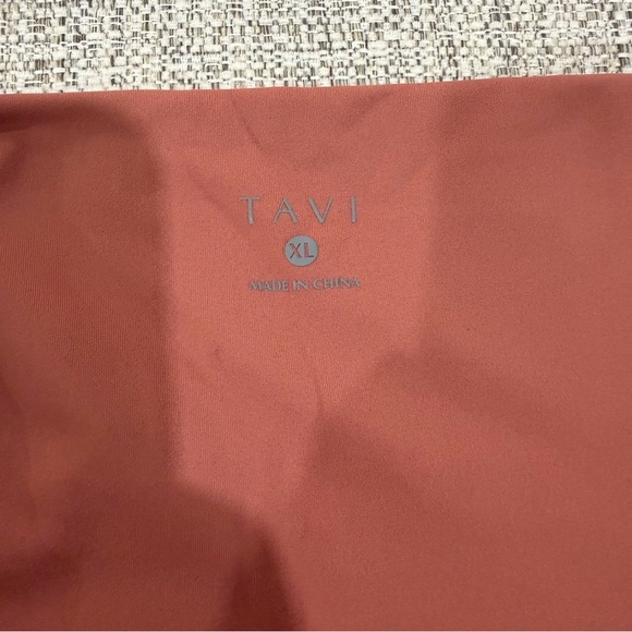 NWOT TaviSculpt® High Waisted Spice Pink Color 7/8 Leggings - Picture 6 of 11